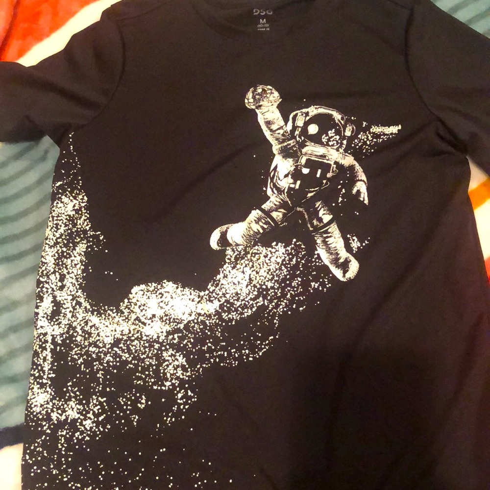 Youth Medium T-shirt